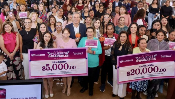 chedraui-duplica-inversion-en-premio-mujeres-impar